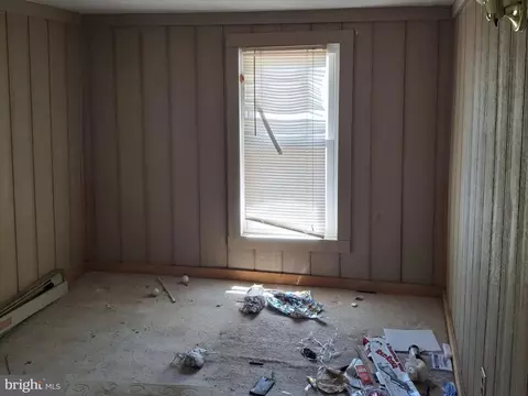 Bedroom - 614 Douglas St, Cambridge, MD 21613 photo 1 of 1