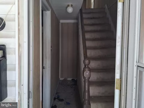 Entry Way - 614 Douglas St, Cambridge, MD 21613 photo 1 of 11