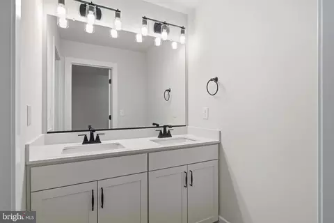 Bath - 2711 Marsh Elder Rd, Cambridge, MD 21613 photo 1 of 1