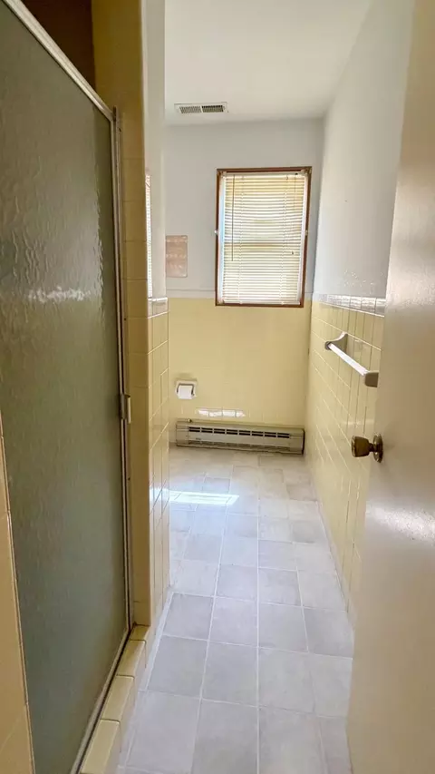 Bath - 5453 Casson Neck Rd, Cambridge, MD 21613 photo 3 of 3