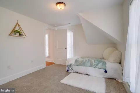 Bedroom - 201 Wrights Ave, Hurlock, MD 21643 photo 7 of 9