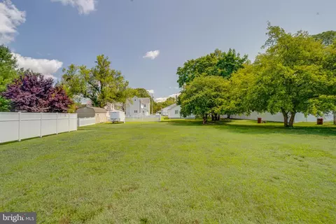 Exterior - 201 Wrights Ave, Hurlock, MD 21643 photo 8 of 9