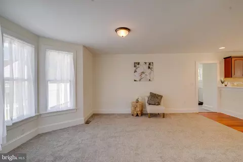 Living - 201 Wrights Ave, Hurlock, MD 21643 photo 8 of 11