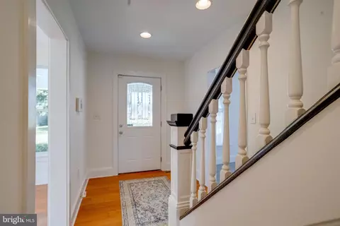 Entry Way - 201 Wrights Ave, Hurlock, MD 21643 photo 2 of 6