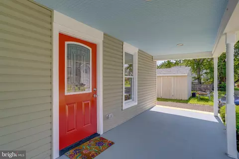 Exterior - 201 Wrights Ave, Hurlock, MD 21643 photo 4 of 9