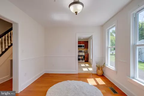Entry Way - 201 Wrights Ave, Hurlock, MD 21643 photo 3 of 6