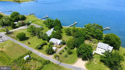 1211 Flowers Rd, Fishing Creek, MD 21634