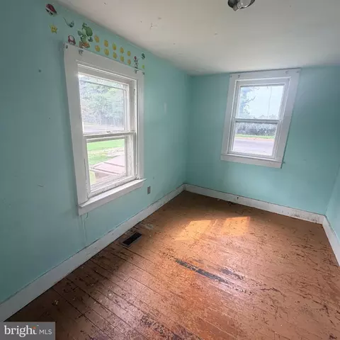 Bedroom - 1007 Roslyn Ave, Cambridge, MD 21613 photo 2 of 3