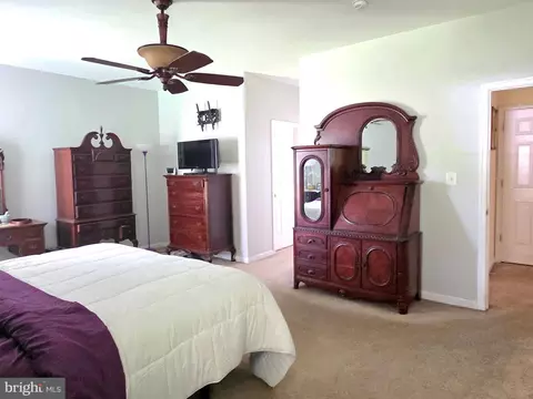 Bedroom - 417 Osprey Cir, Cambridge, MD 21613 photo 2 of 4