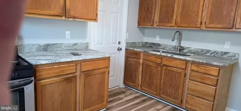 Entry Way - 429 Camper St, Cambridge, MD 21613 photo 1 of 5