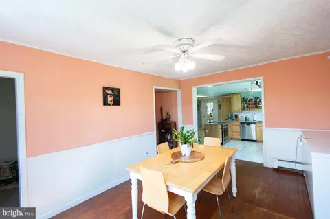 Dining - 885 Hudson Rd, Cambridge, MD 21613 photo 2 of 3