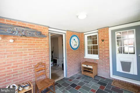 Exterior - 885 Hudson Rd, Cambridge, MD 21613 photo 6 of 13
