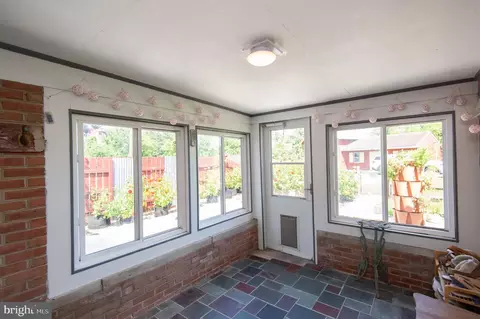 Exterior - 885 Hudson Rd, Cambridge, MD 21613 photo 4 of 13
