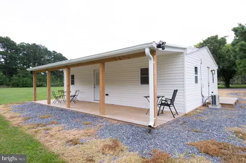 Exterior - 1001 Wagner Point Rd, Cambridge, MD 21613 photo 6 of 16