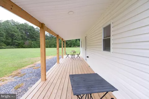 Exterior - 1001 Wagner Point Rd, Cambridge, MD 21613 photo 7 of 16