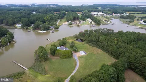 View/Area - 1001 Wagner Point Rd, Cambridge, MD 21613 photo 1 of 8