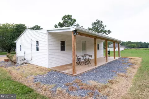 Exterior - 1001 Wagner Point Rd, Cambridge, MD 21613 photo 4 of 16
