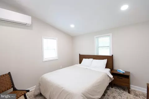 Bedroom - 1001 Wagner Point Rd, Cambridge, MD 21613 photo 15 of 19