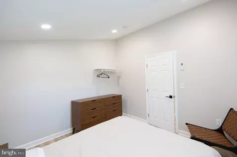 Bedroom - 1001 Wagner Point Rd, Cambridge, MD 21613 photo 17 of 19
