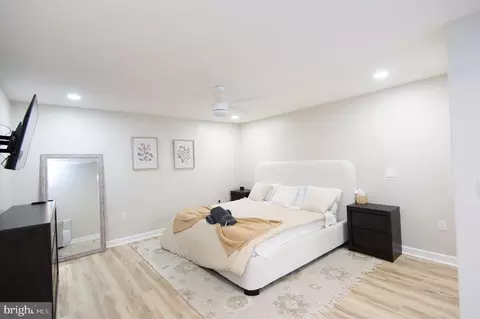 Bedroom - 1001 Wagner Point Rd, Cambridge, MD 21613 photo 6 of 19