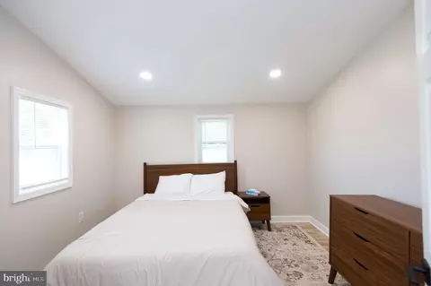 Bedroom - 1001 Wagner Point Rd, Cambridge, MD 21613 photo 14 of 19