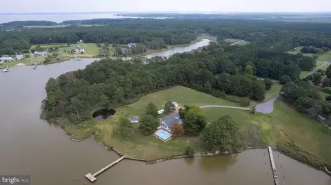 View/Area - 1001 Wagner Point Rd, Cambridge, MD 21613 photo 2 of 8