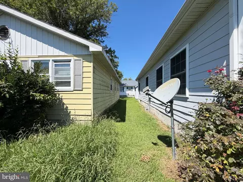 Exterior - 703 High St, Cambridge, MD 21613 photo 1 of 5
