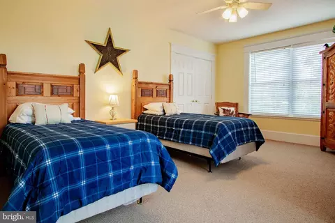 Bedroom - 5207 Brooks Rd, Woolford, MD 21677 photo 2 of 4