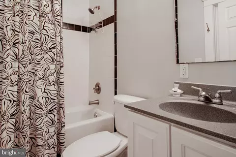 Bath - 5207 Brooks Rd, Woolford, MD 21677 photo 2 of 4