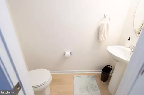Entry Way - 334 Shipyard Dr, Cambridge, MD 21613 photo 3 of 16