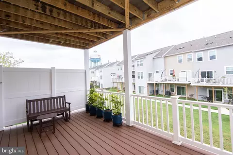 Exterior - 334 Shipyard Dr, Cambridge, MD 21613 photo 3 of 12