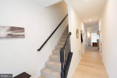 Entry Way - 334 Shipyard Dr, Cambridge, MD 21613 photo 1 of 16
