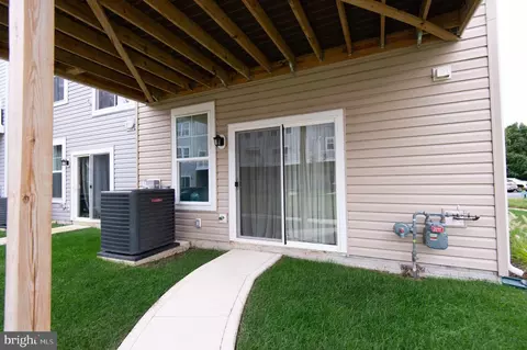 Exterior - 334 Shipyard Dr, Cambridge, MD 21613 photo 7 of 12