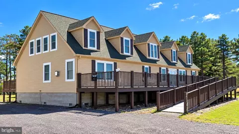 2144 Hoopersville Rd, Fishing Creek, MD 21634