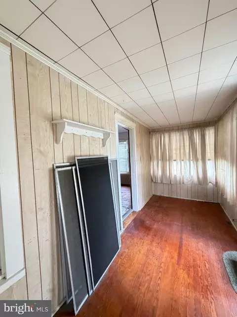 Entry Way - 207 Killarney Rd, Cambridge, MD 21613 photo 1 of 1