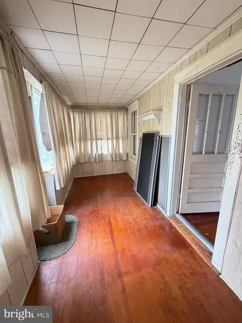 Exterior - 207 Killarney Rd, Cambridge, MD 21613 photo 2 of 2