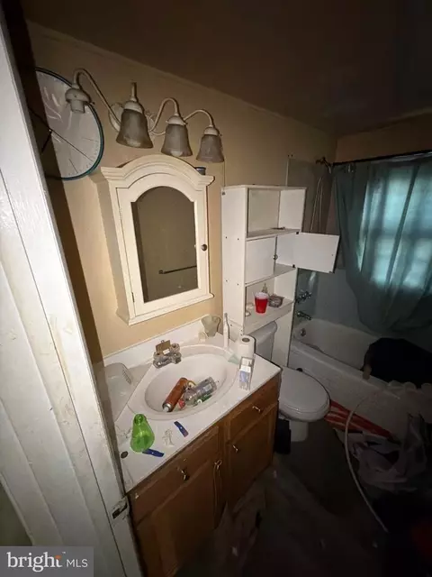 Entry Way - 526 Pine St, Cambridge, MD 21613 photo 4 of 17