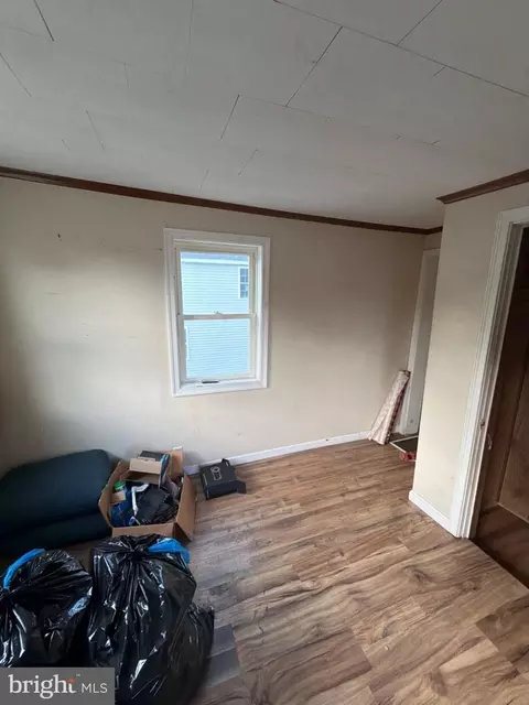 Entry Way - 526 Pine St, Cambridge, MD 21613 photo 9 of 17