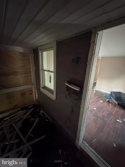 Entry Way - 526 Pine St, Cambridge, MD 21613 photo 15 of 17