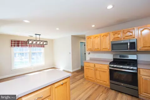 Entry Way - 1507 Deep Water Rd, Woolford, MD 21677 photo 2 of 6