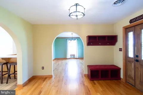 Entry Way - 1507 Deep Water Rd, Woolford, MD 21677 photo 6 of 6