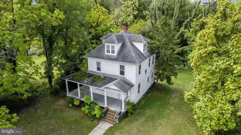 Exterior - 1308 Glasgow St, Cambridge, MD 21613 photo 3 of 3
