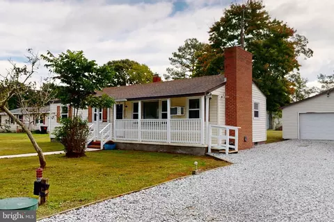 Exterior - 5303 Spring Dr, Cambridge, MD 21613 photo 2 of 6