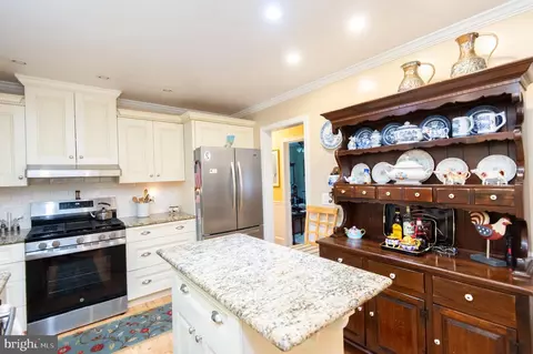 Kitchen - 409 Talbot Ave, Cambridge, MD 21613 photo 4 of 5
