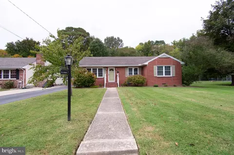 Exterior - 409 Talbot Ave, Cambridge, MD 21613 photo 6 of 20