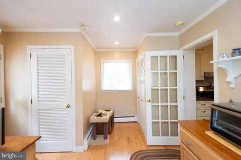 Entry Way - 409 Talbot Ave, Cambridge, MD 21613 photo 1 of 1