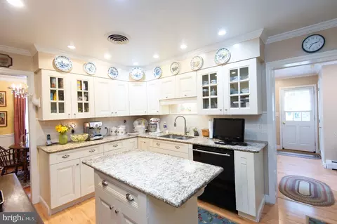 Kitchen - 409 Talbot Ave, Cambridge, MD 21613 photo 3 of 5