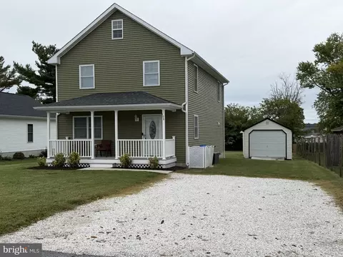 108 Academy St, Secretary, MD 21664