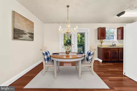 Dining - 4306 E Pheasant Dr, Hurlock, MD 21643 photo 3 of 3