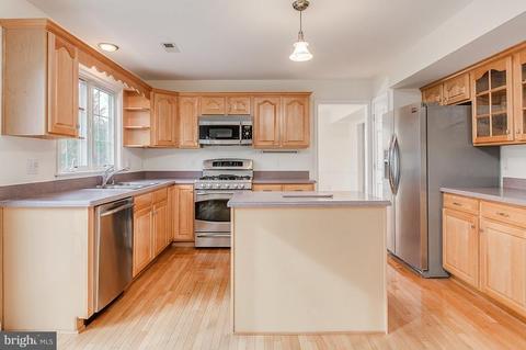 1009 Bexhill Dr, Frederick, MD 21702 photo 12
